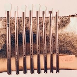 ⭐️ Host Pick ⭐️ Doll 10 Limited Edition 8 Piece Professional Brush Set